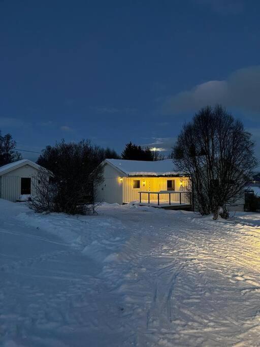 Ivar And Sofies House Casa de férias Tromsø